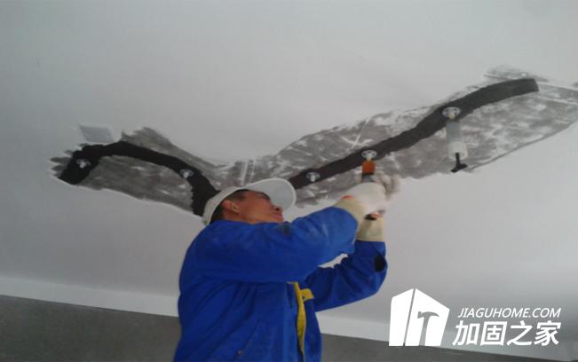 樓板為什么會(huì)開裂，怎么加固呢?